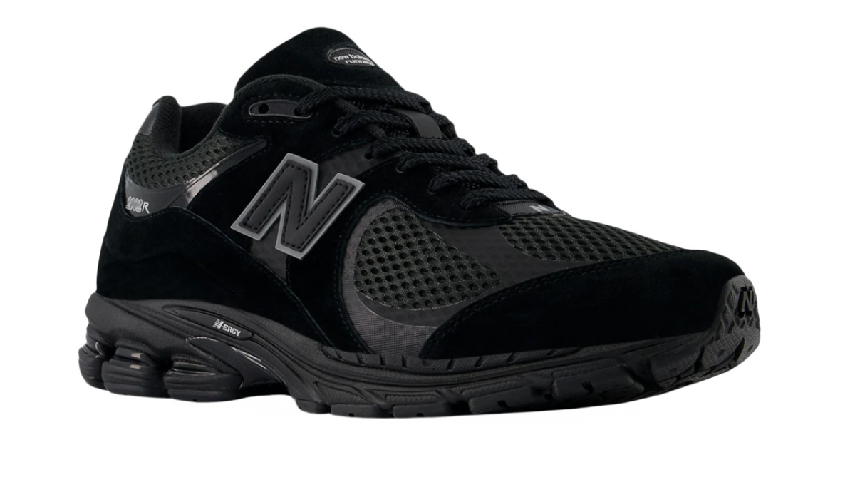 New Balance 2002R Triple Black | The Vault UK