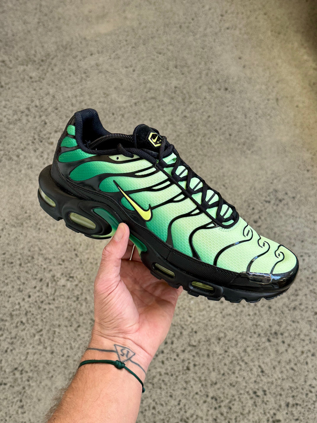 Max Plus Nike Lime Green And Black Nike Air Max Plus Tuned Vapor