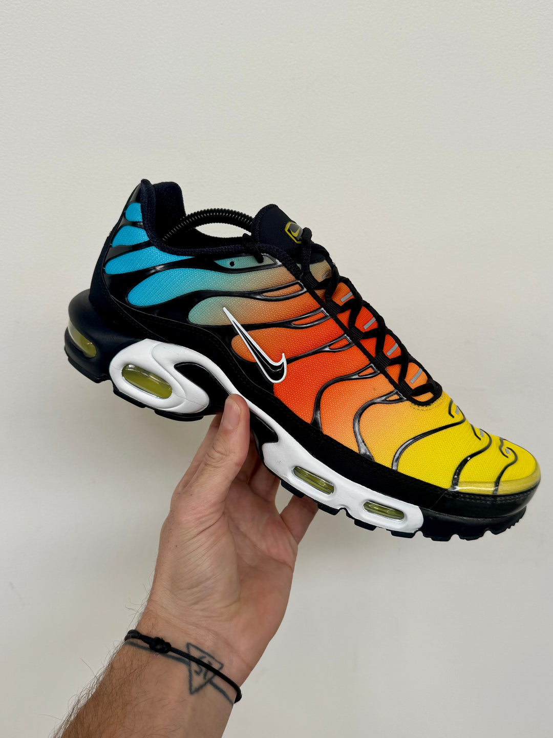 yellow and orange air max plus