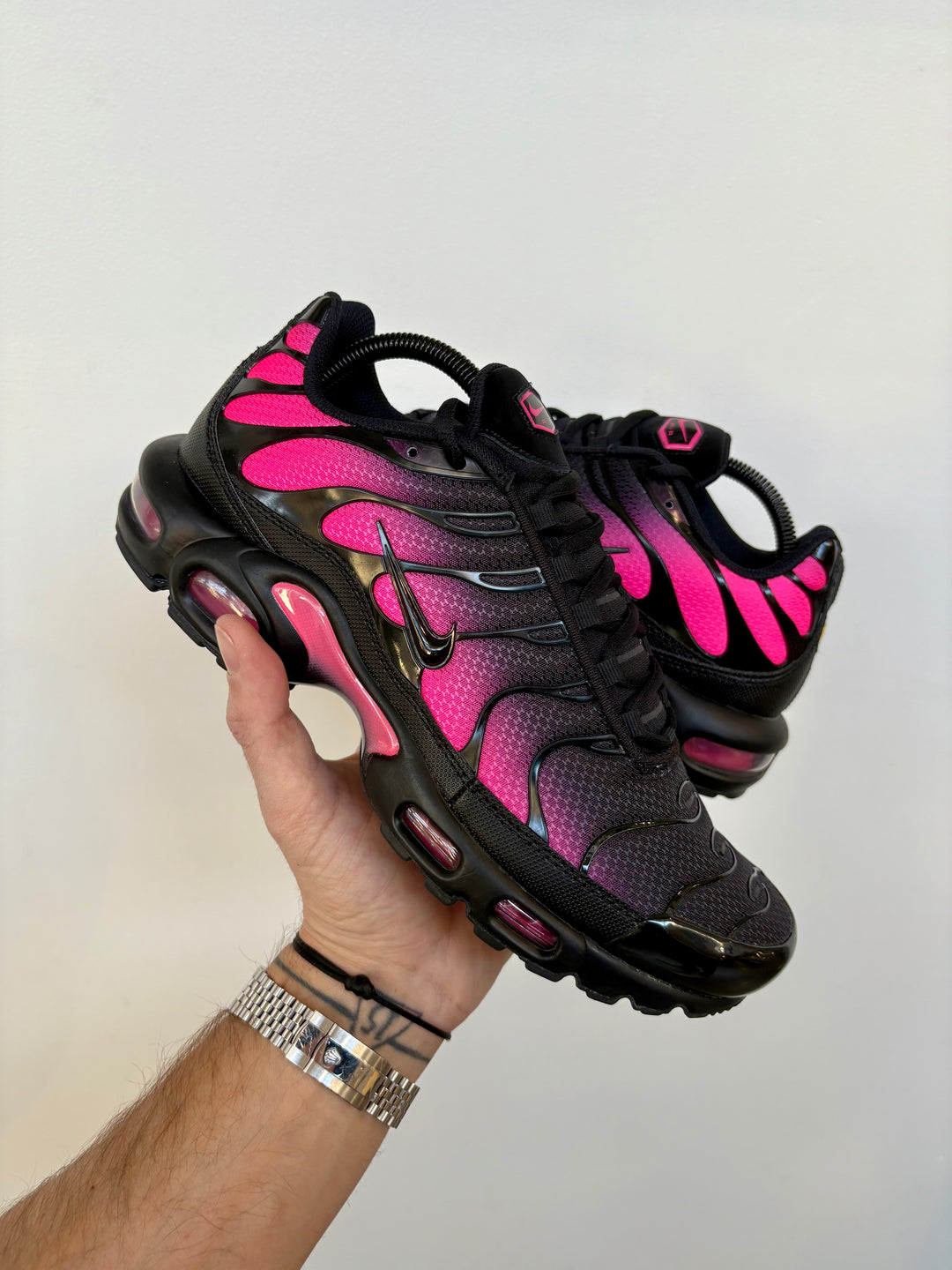 NIKE ☆ Air Max Plus ‘Black Hyper Pink’ NIKE TN AIR MAX PLUS - 