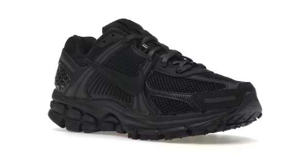 Nike Zoom Vomero 5 Triple Black Men s