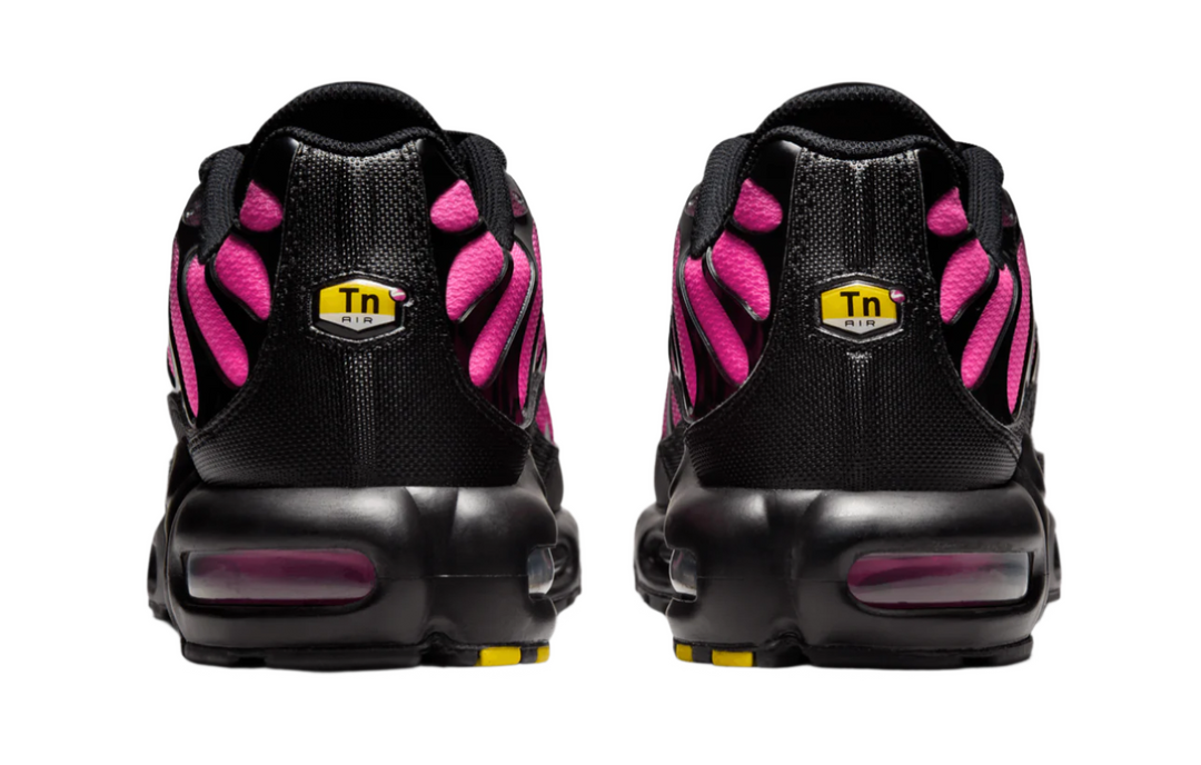 nike air max plus black pink