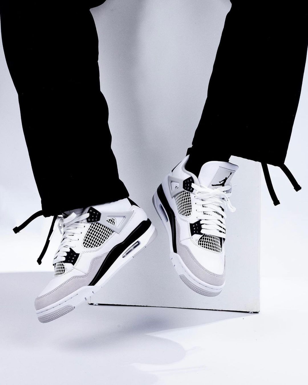 Nike Air Jordan Retro Military Black 100% Authentic Free